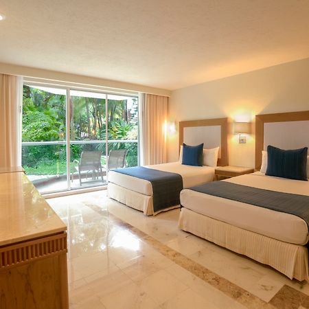Grand Park Royal Cozumel Hotel Kültér fotó Junior Suite